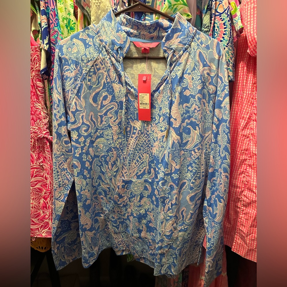 Lilly Pulitzer Casi popover in Sea what I Sea